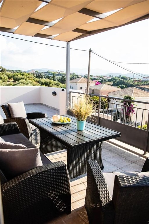 na-prodej-moderni-jednopodlazni-vila-s-bazenem-kreta-recko