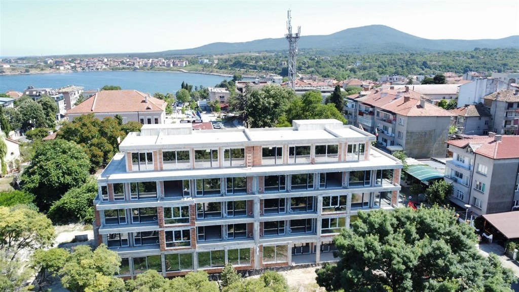 na-prodej-novy-apartman-v-1-rade-od-more-v-malebne-obci-carevo-bulharsko
