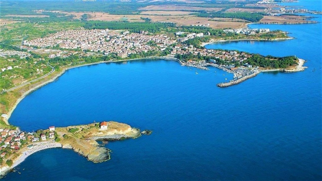 na-prodej-novy-apartman-v-1-rade-od-more-v-malebne-obci-carevo-bulharsko