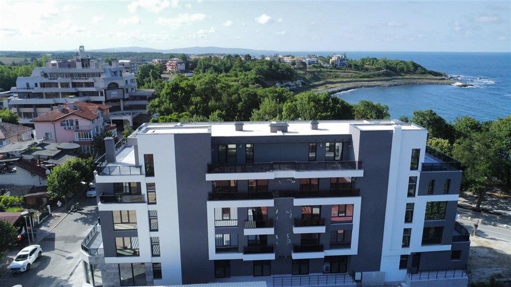 na-prodej-novy-apartman-v-1-rade-od-more-v-malebne-obci-carevo-bulharsko