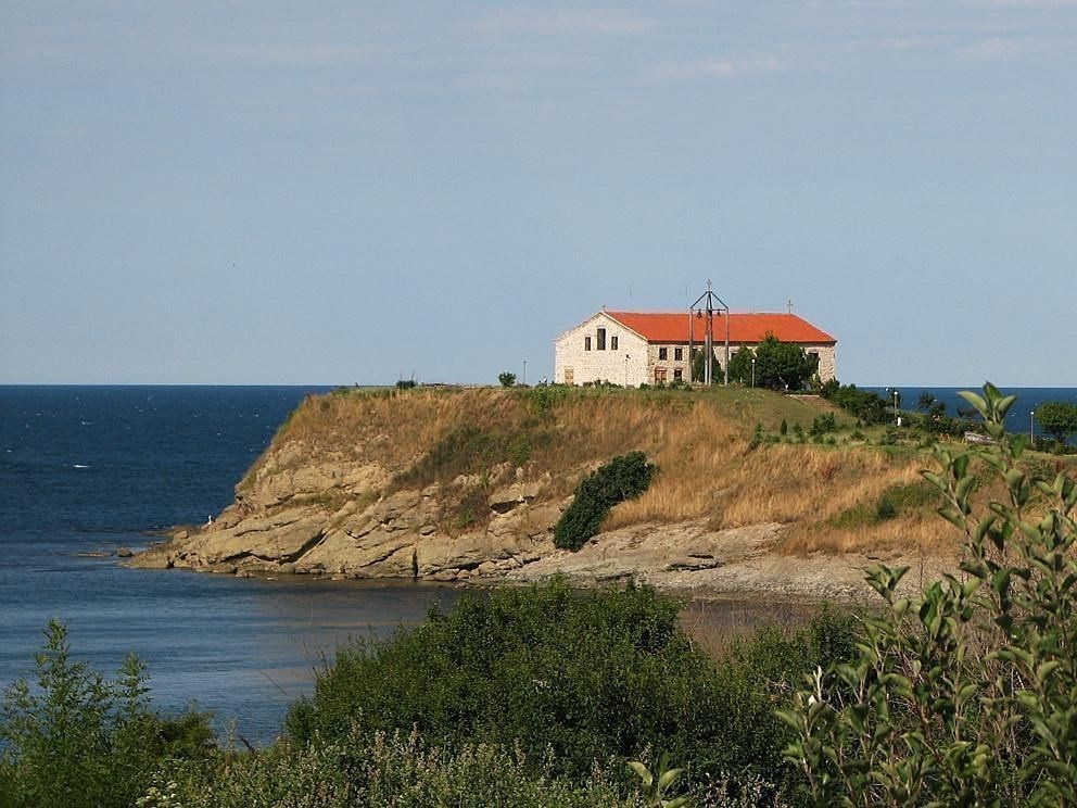 na-prodej-novy-apartman-v-1-rade-od-more-v-malebne-obci-carevo-bulharsko