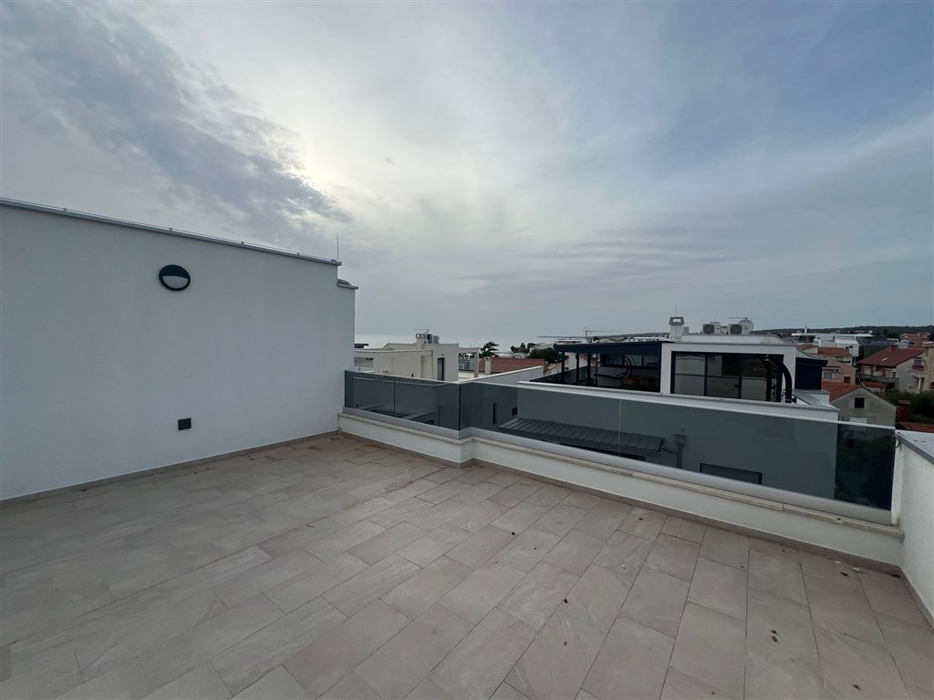 na-prodej-moderni-apartman-s-3-loznicemi-zadar-chorvatsko