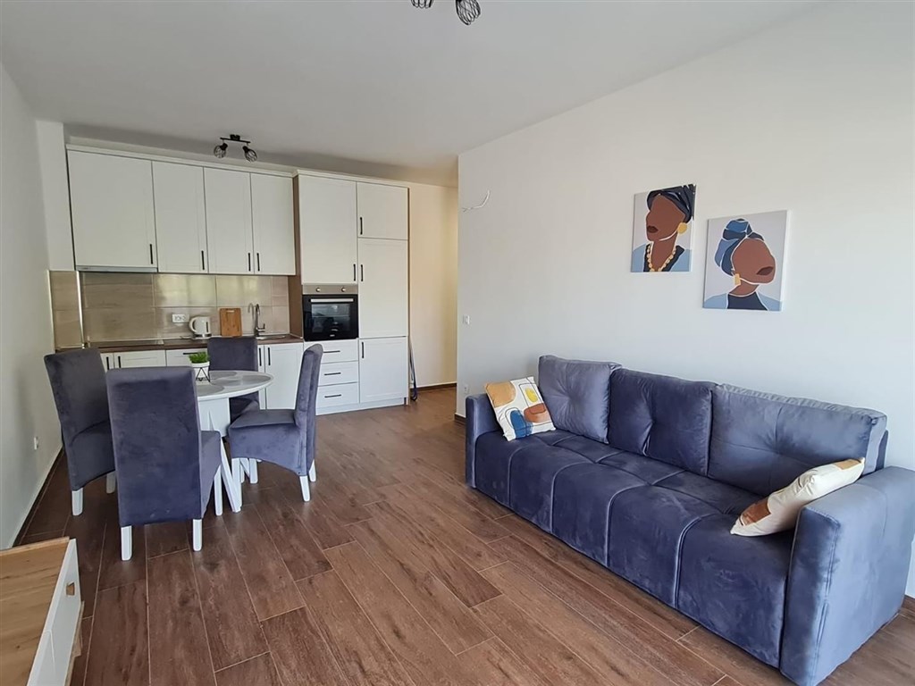 na-prodej-apartman-s-vyhledem-na-more-dobra-voda-cerna-hora