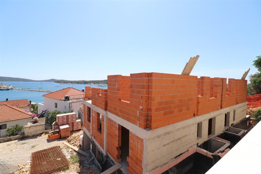 na-prodej-novy-apartman-ve-3-rade-od-more-rogoznica-chorvatsko