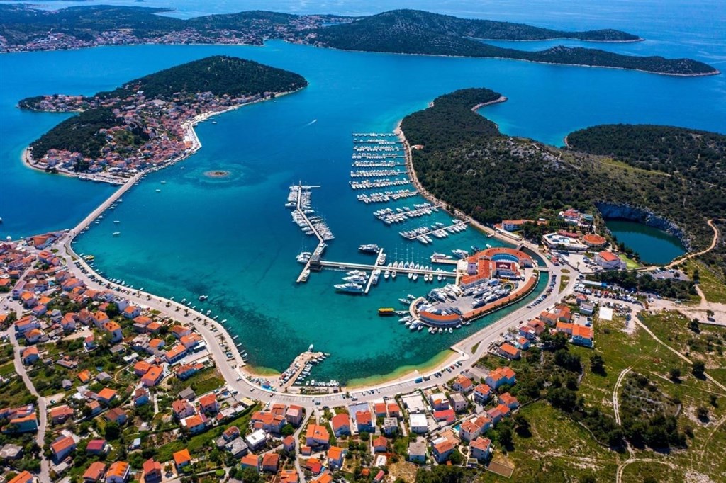 na-prodej-novy-apartman-ve-3-rade-od-more-rogoznica-chorvatsko