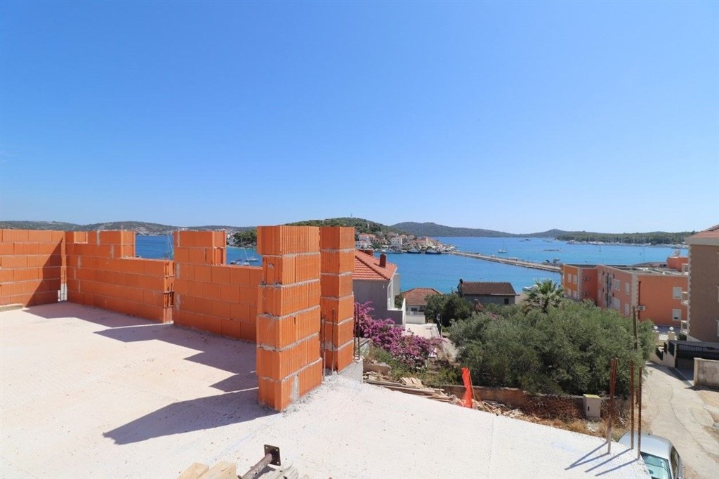 na-prodej-novy-apartman-ve-3-rade-od-more-rogoznica-chorvatsko