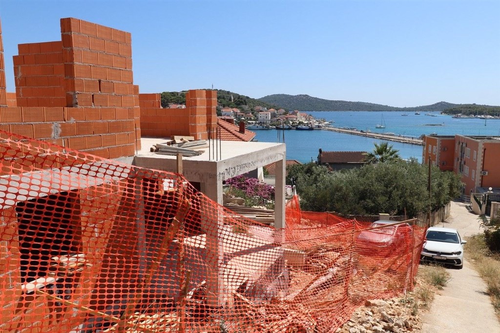 na-prodej-novy-apartman-ve-3-rade-od-more-rogoznica-chorvatsko