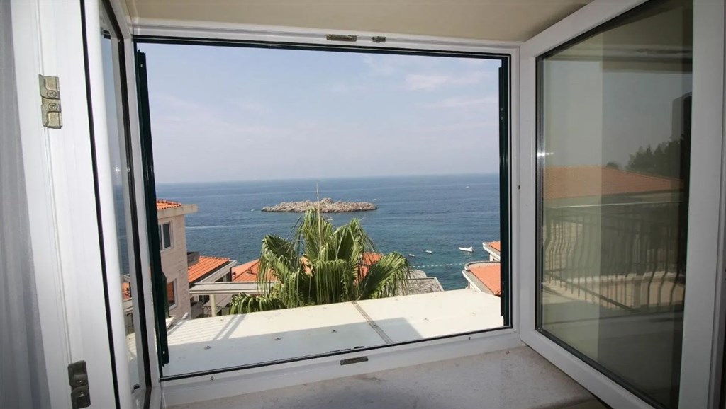 na-prodej-apartman-jen-50-m-od-more-sveti-stefan-cerna-hora