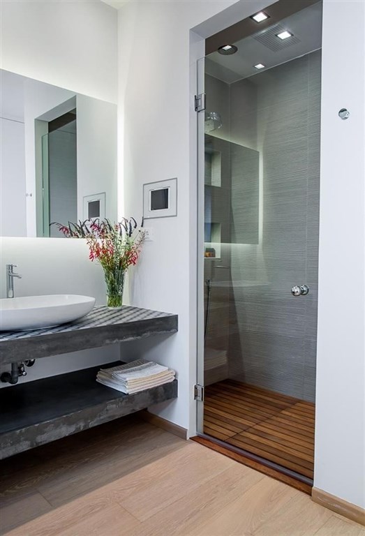 na-prodej-vila-s-bazenem-a-ohromujicim-vyhledem-na-more-kreta-recko