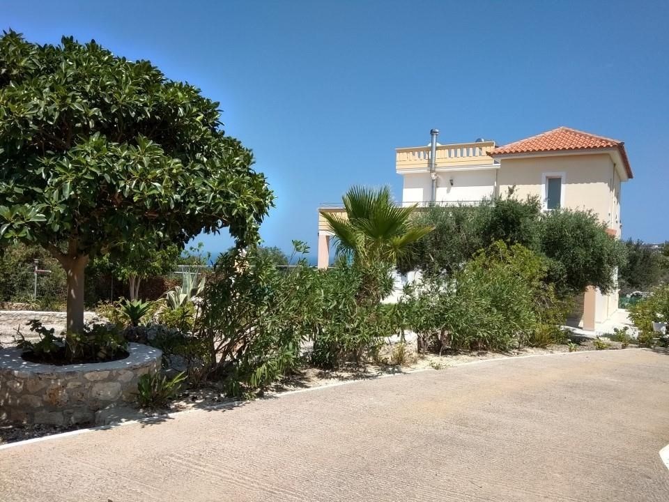 vila-s-panoramatickym-vyhledem-na-more-kreta-recko