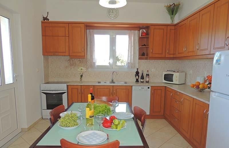 vila-s-panoramatickym-vyhledem-na-more-kreta-recko