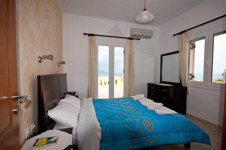 vila-s-panoramatickym-vyhledem-na-more-kreta-recko