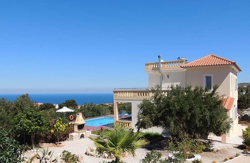 vila-s-panoramatickym-vyhledem-na-more-kreta-recko