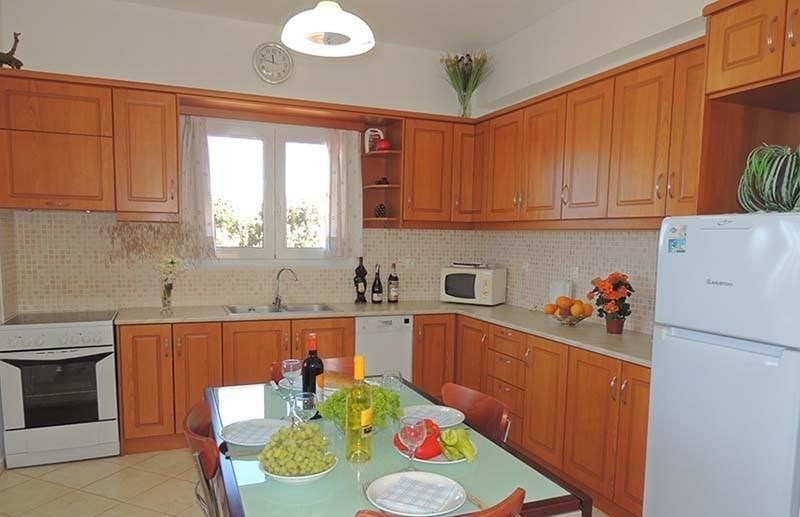 vila-s-panoramatickym-vyhledem-na-more-kreta-recko