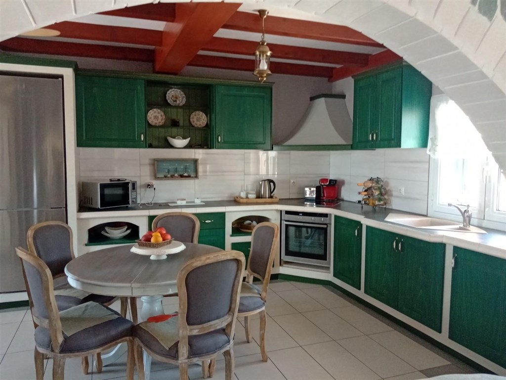 utulny-apartmanovy-dum-s-otevrenym-vyhledem-na-more-kreta-recko