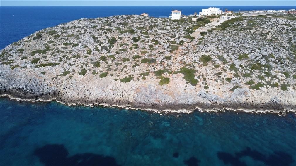 na-prodej-velky-pozemek-primo-u-pobrezi-kreta-recko