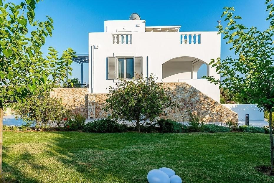 na-prodej-unikatni-vila-s-krasnym-vyhledem-na-more-kreta-recko