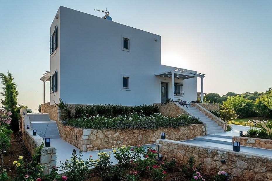 na-prodej-unikatni-vila-s-krasnym-vyhledem-na-more-kreta-recko
