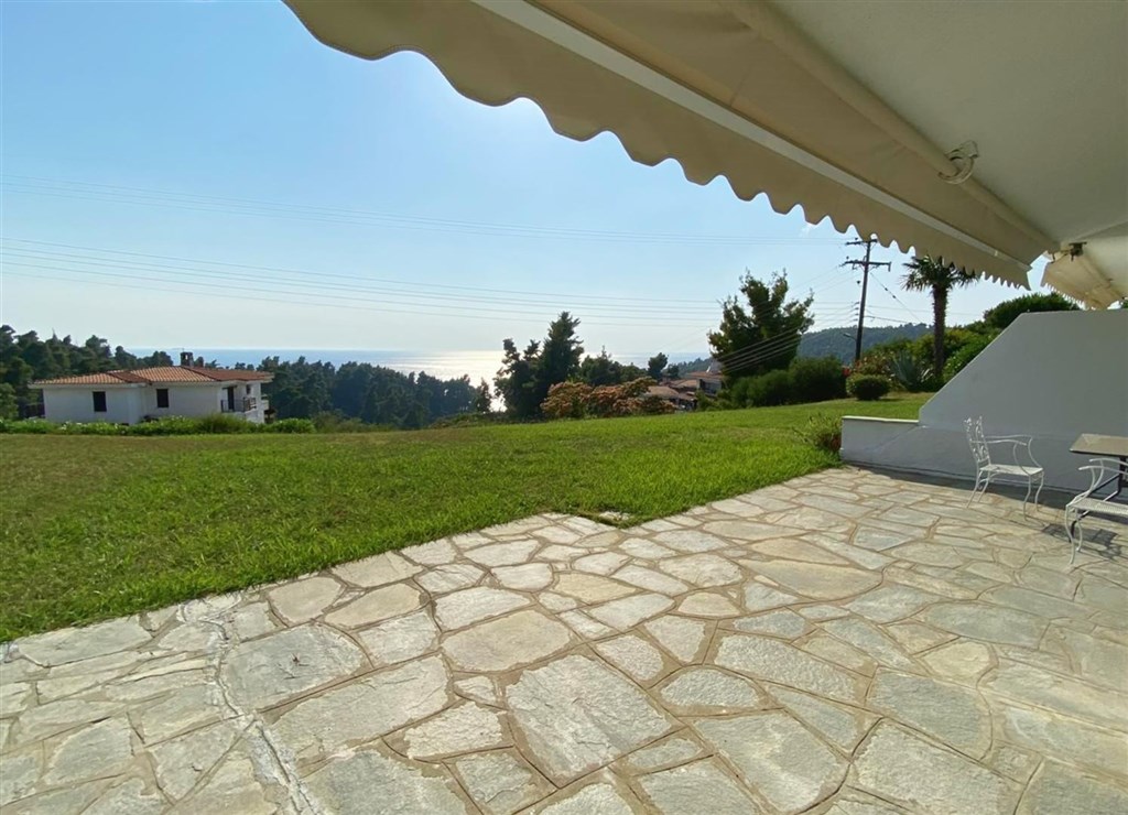 na-prodej-krasna-vila-v-komplexu-s-vyhledem-na-more-chalkidiki-recko