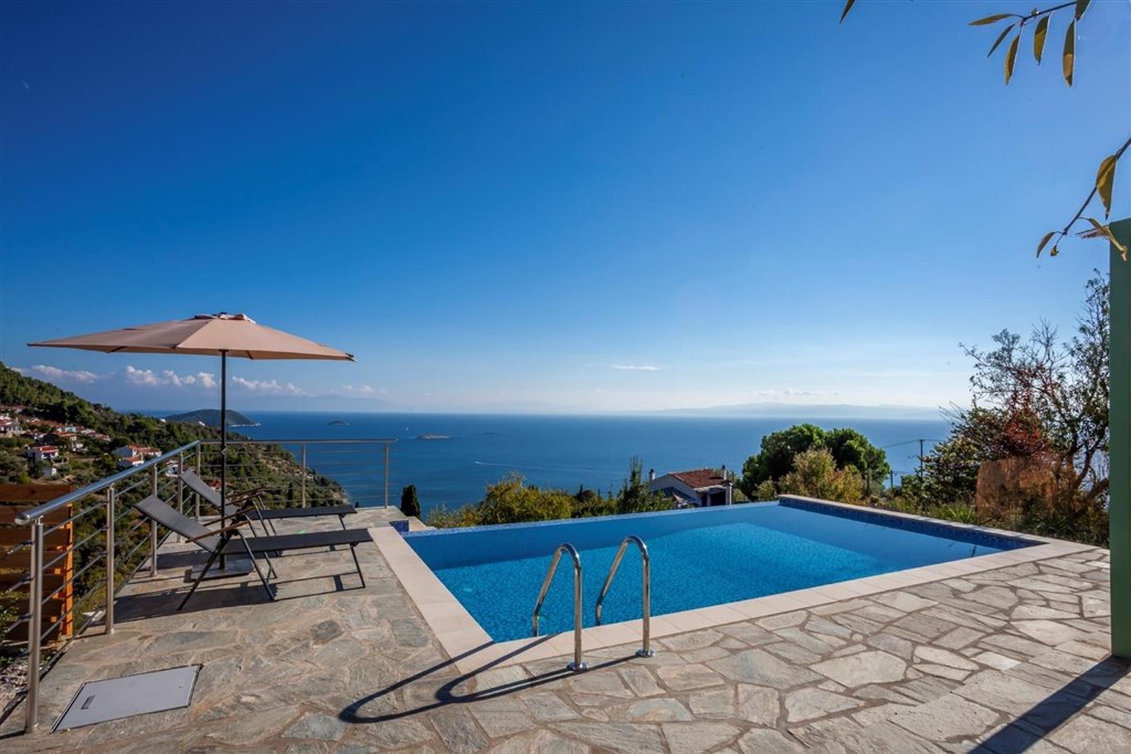 na-prodej-komplex-vila-a-studio-s-vyhledem-na-more-skopelos-recko