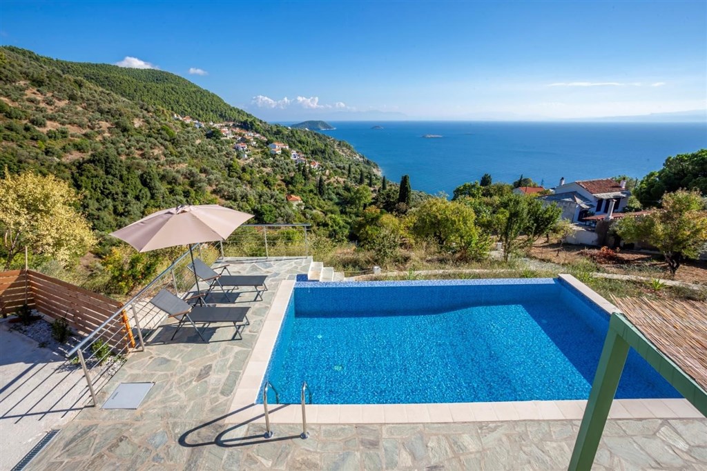 na-prodej-komplex-vila-a-studio-s-vyhledem-na-more-skopelos-recko