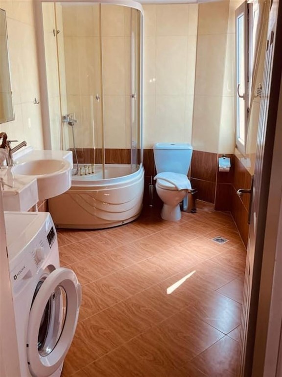 na-prodej-komplex-4-luxusnich-vil-primo-u-plaze-kreta-recko