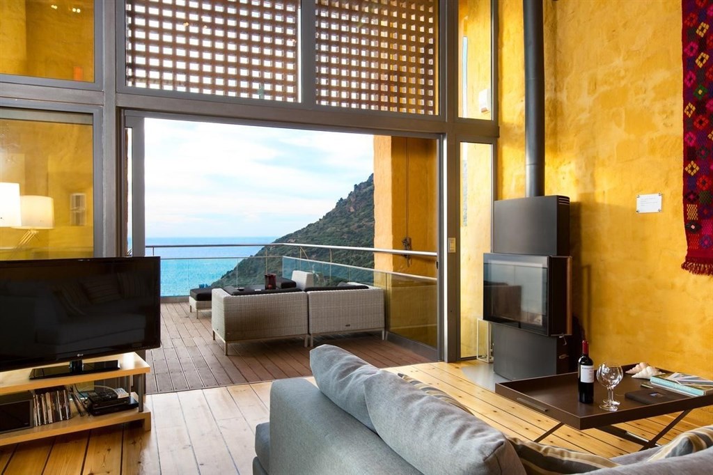 dve-fantasticke-vily-s-otevrenym-vyhledem-na-more-kreta-recko