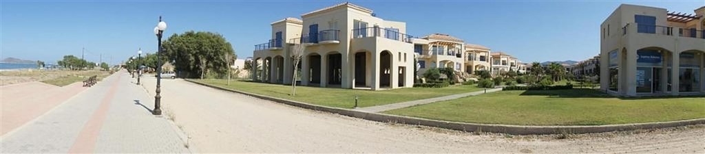 na-prodej-apartman-v-komplexu-v-prvni-rade-u-more-kreta-recko