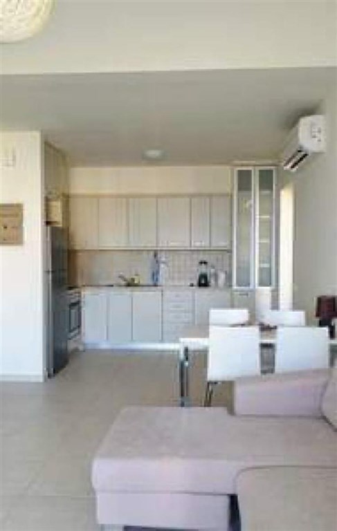 na-prodej-apartman-v-komplexu-v-prvni-rade-u-more-kreta-recko