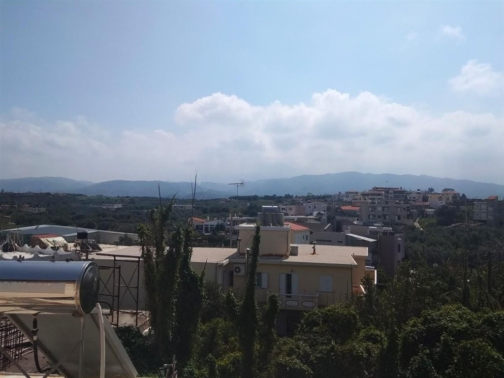 prijemny-radovy-kamenny-dum-s-terasou-kreta-recko