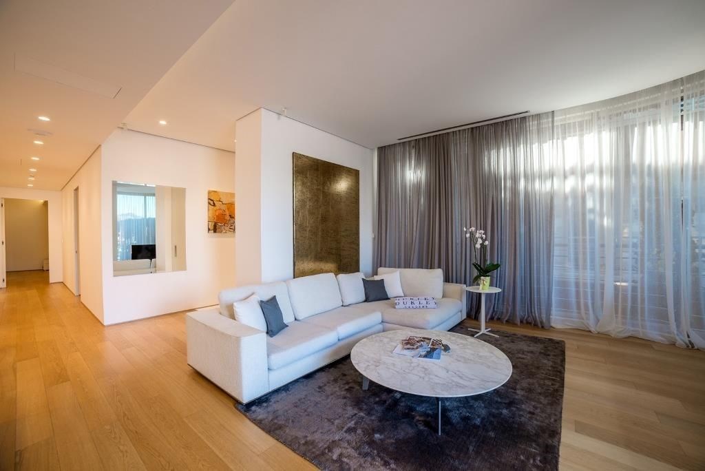 na-prodej-apartman-v-komplexu-v-1-rade-od-more-budva-cerna-hora