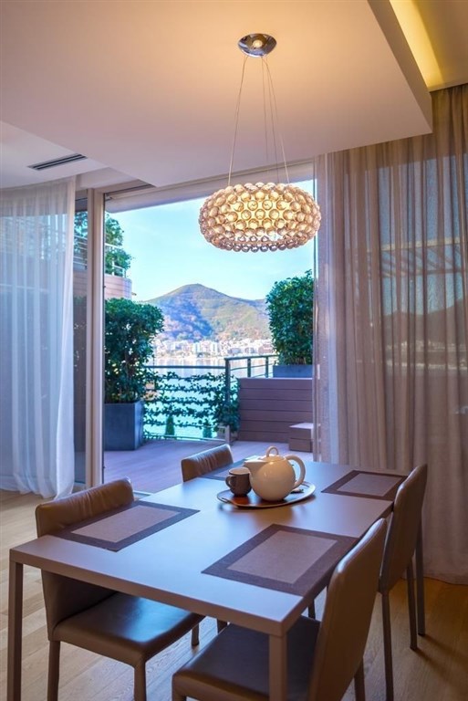 na-prodej-apartman-v-komplexu-v-1-rade-od-more-budva-cerna-hora