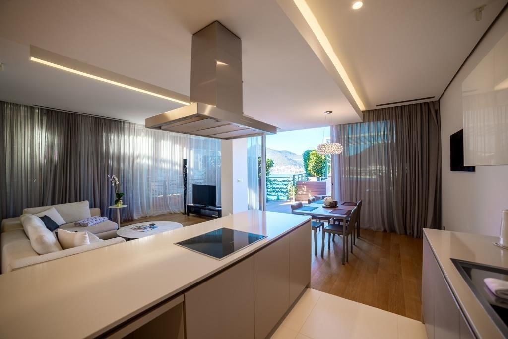 na-prodej-apartman-v-komplexu-v-1-rade-od-more-budva-cerna-hora