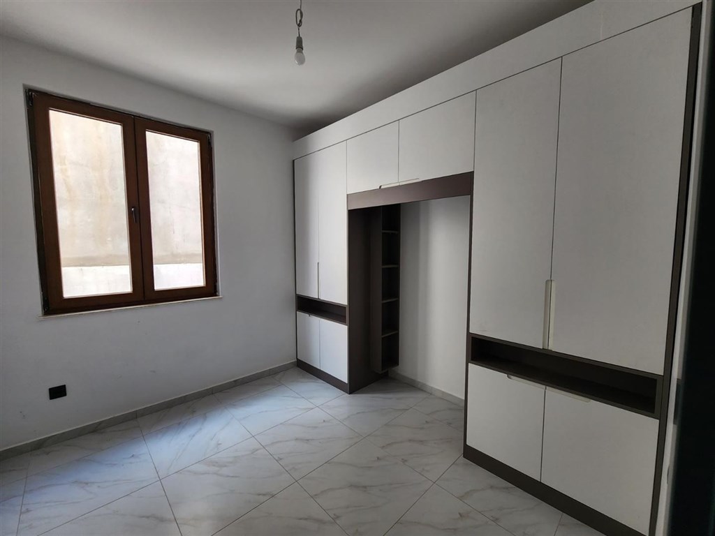 na-prodej-dvoupodlazni-apartman-s-vyhledem-na-more-bijela-cerna-hora