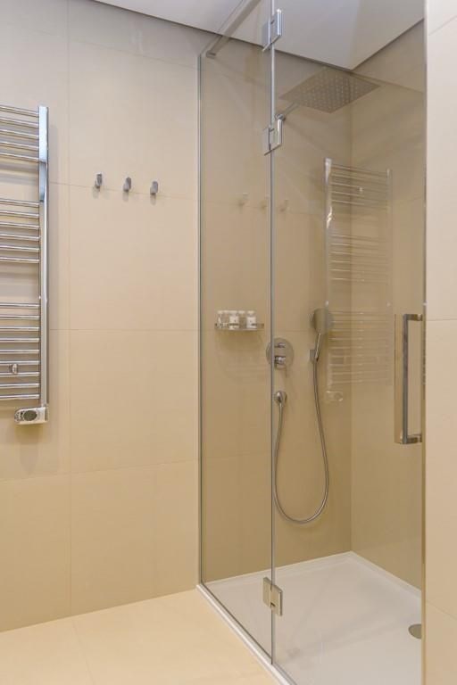 na-prodej-luxusni-apartman-v-resortu-primo-u-more-budva-cerna-hora