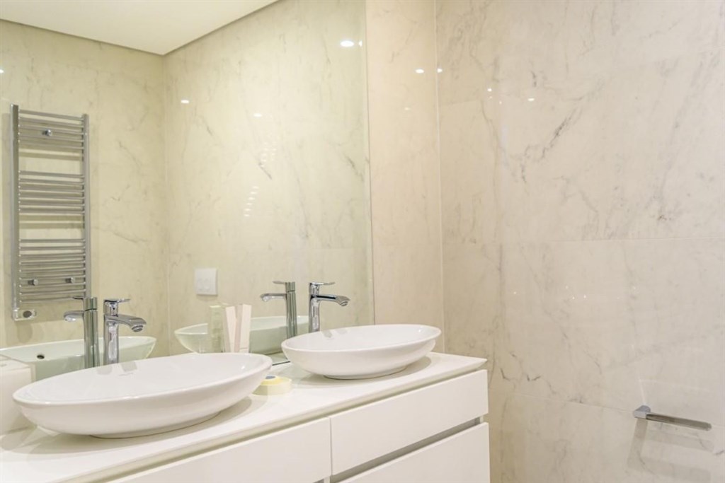 na-prodej-luxusni-apartman-v-resortu-primo-u-more-budva-cerna-hora