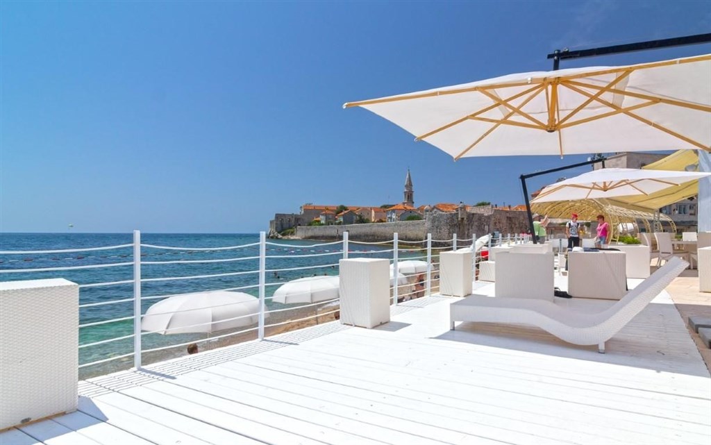na-prodej-luxusni-apartman-v-resortu-primo-u-more-budva-cerna-hora