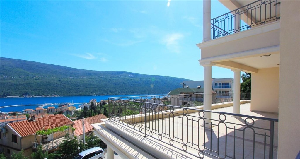 na-prodej-novy-apartman-s-vyhledem-na-more-djenovici-cerna-hora