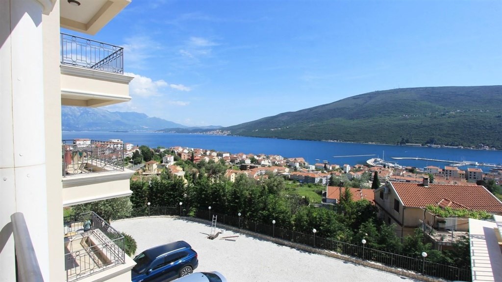 na-prodej-novy-apartman-s-vyhledem-na-more-djenovici-cerna-hora