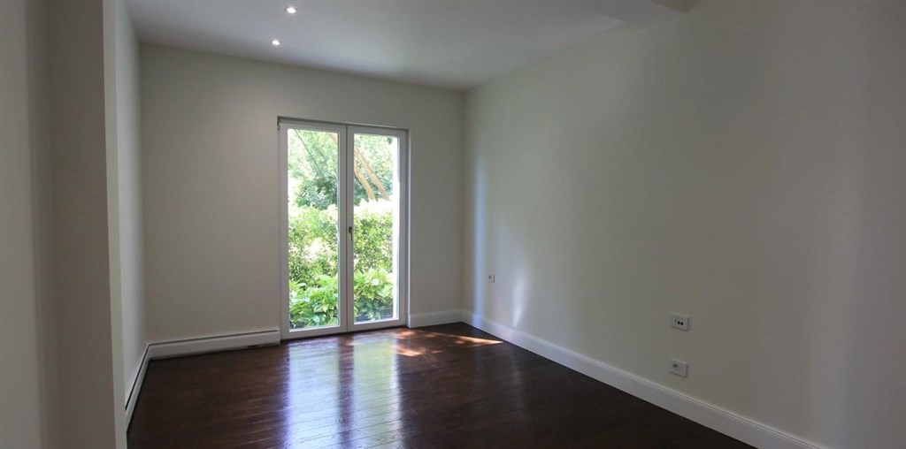 na-prodej-novy-apartman-s-vyhledem-na-more-djenovici-cerna-hora