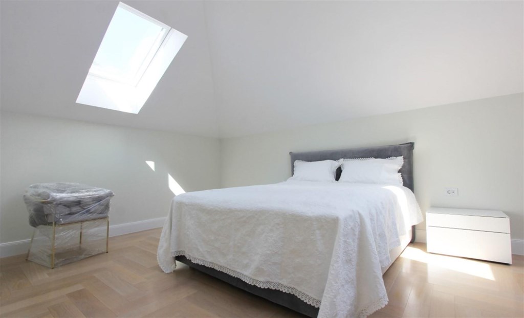 na-prodej-novy-penthouse-s-vyhledem-na-more-djenovici-cerna-hora