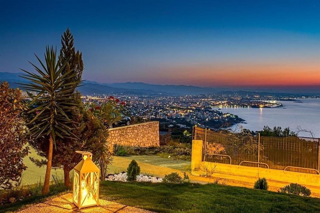 na-prodej-2-prepychove-vily-s-vyhledem-na-more-kreta-recko