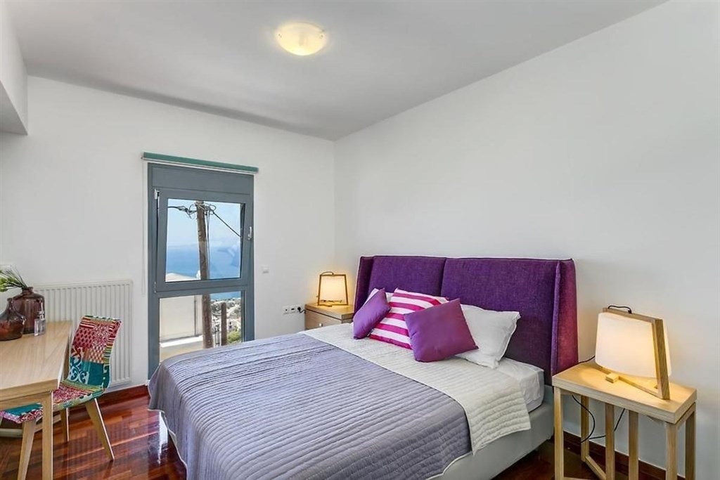 na-prodej-2-prepychove-vily-s-vyhledem-na-more-kreta-recko