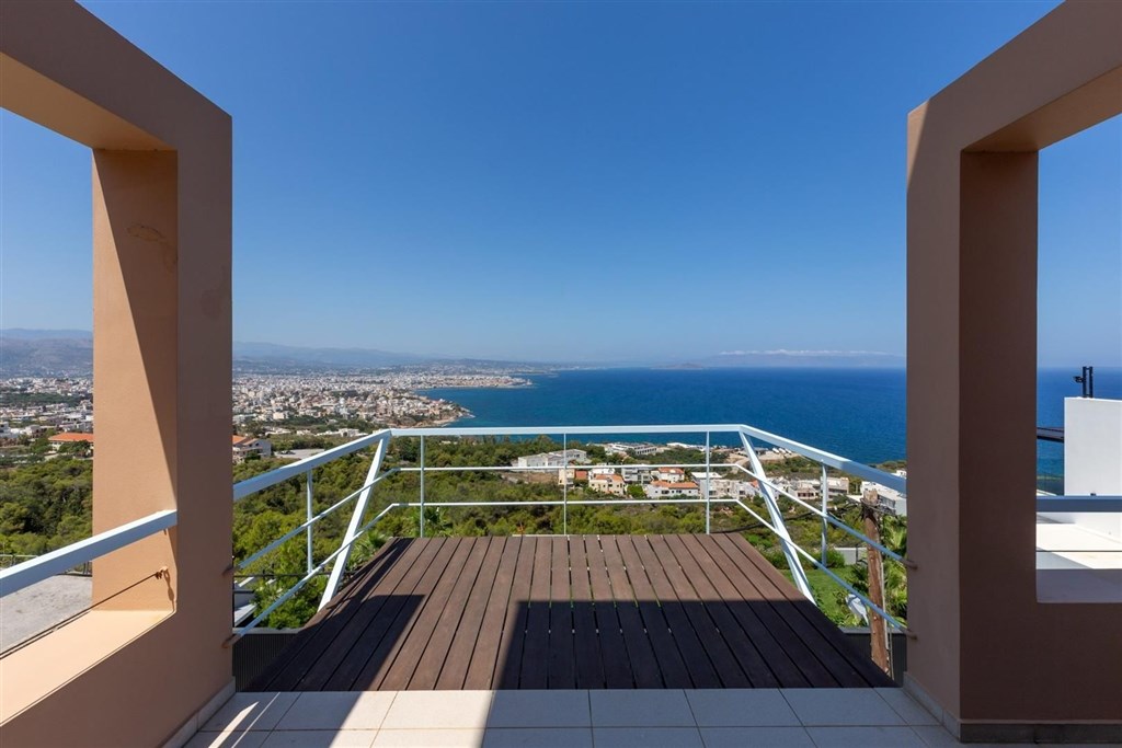 na-prodej-2-prepychove-vily-s-vyhledem-na-more-kreta-recko