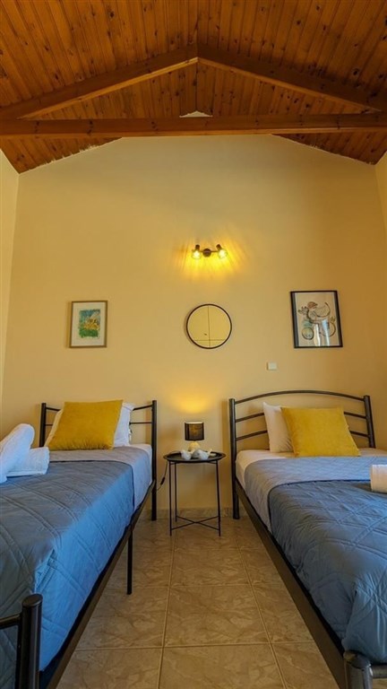 pekny-mezonet-s-velkou-terasou-a-vyhledem-na-more-kreta-recko