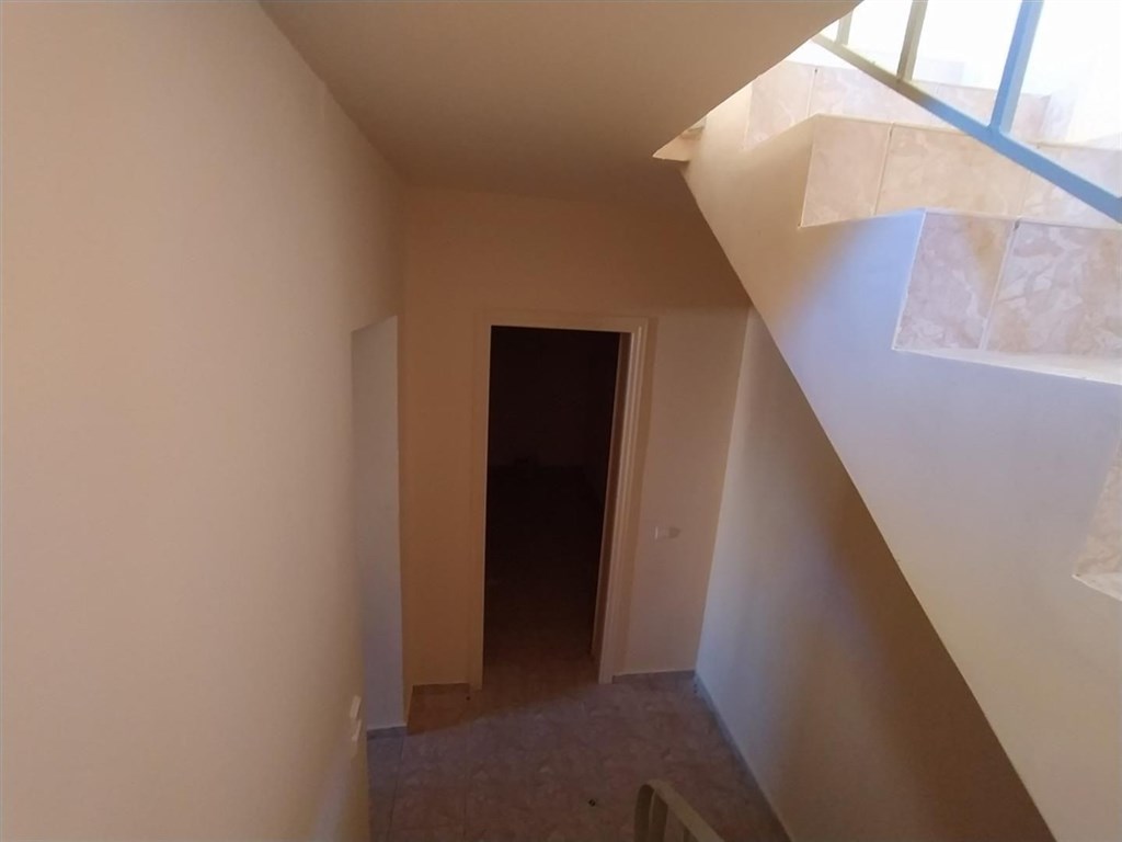 pekny-mezonet-s-velkou-terasou-a-vyhledem-na-more-kreta-recko