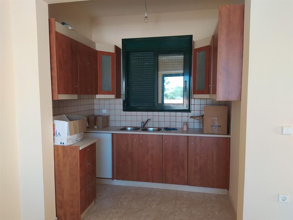 pekny-mezonet-s-velkou-terasou-a-vyhledem-na-more-kreta-recko