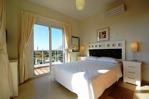 5-atraktivnich-vil-s-vyhledem-na-more-kreta-recko