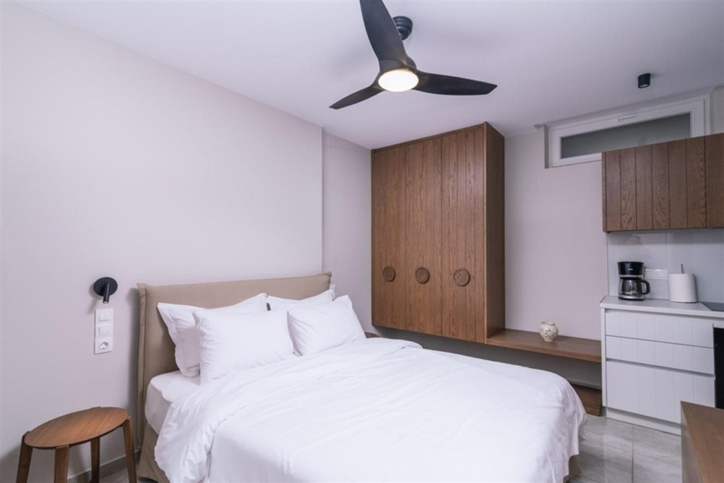 na-prodej-nova-moderni-vila-blizko-more-a-plaze-kreta-recko