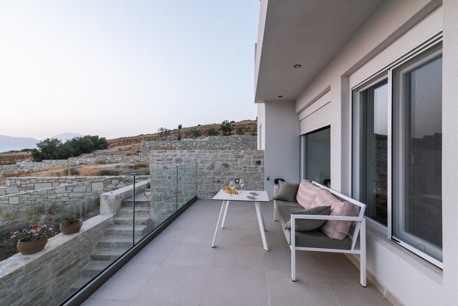 na-prodej-nova-moderni-vila-blizko-more-a-plaze-kreta-recko